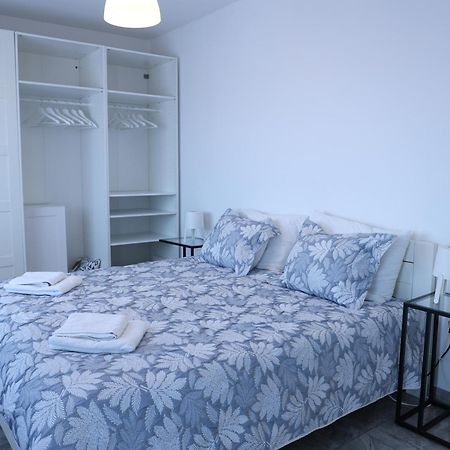 Appartamento Lux House Olga Ruma Esterno foto