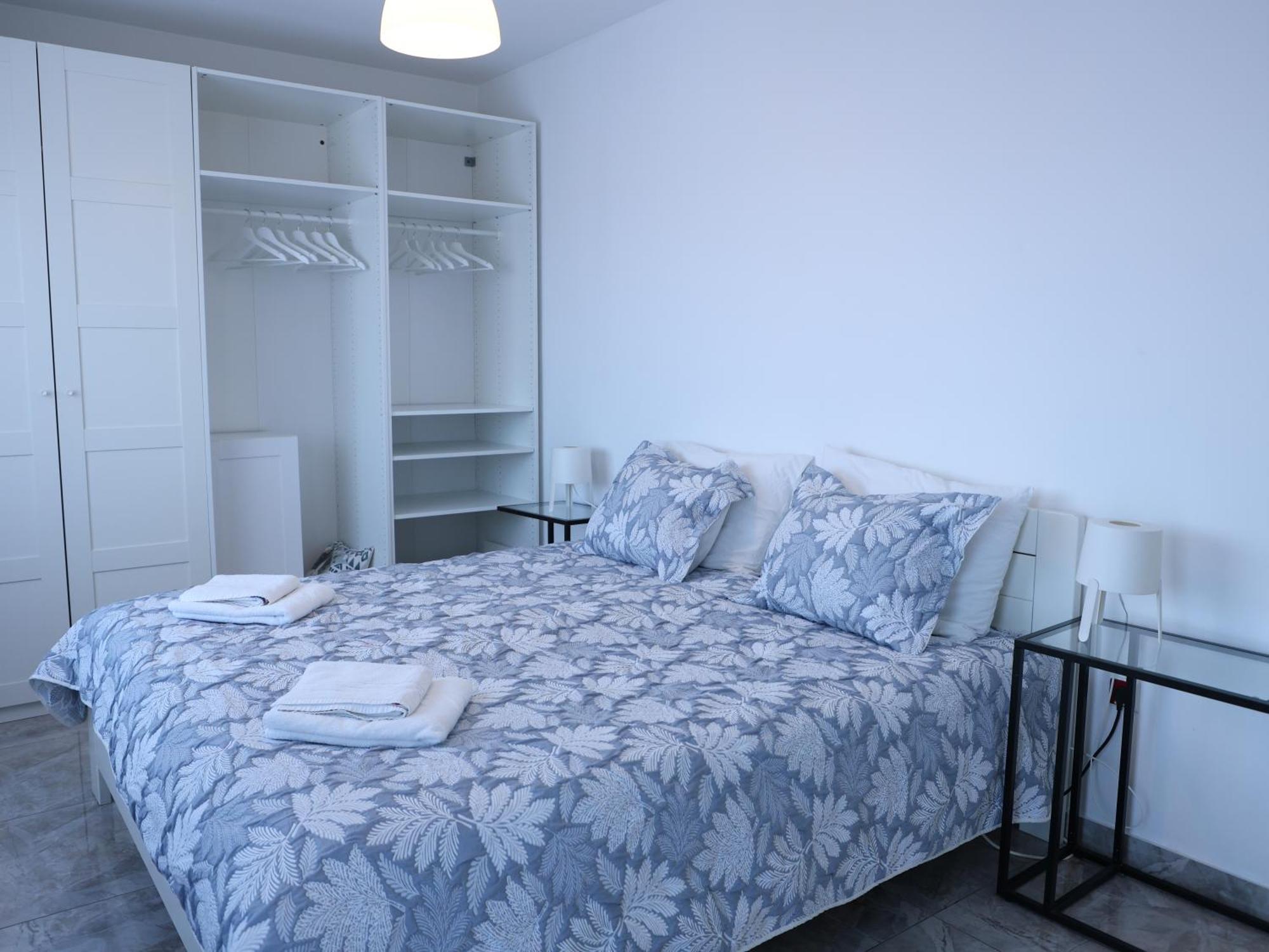 Appartamento Lux House Olga Ruma Esterno foto