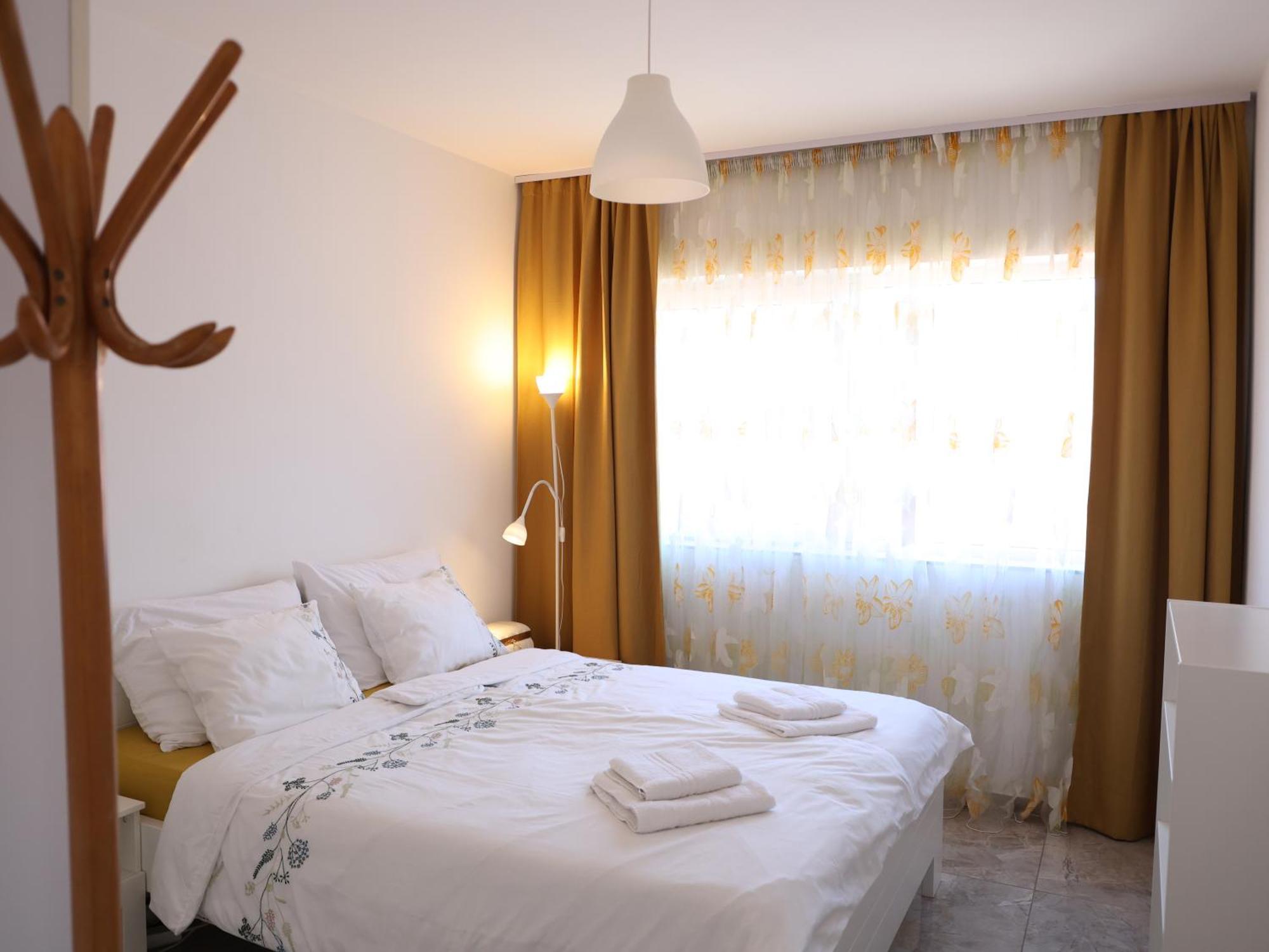 Appartamento Lux House Olga Ruma Esterno foto